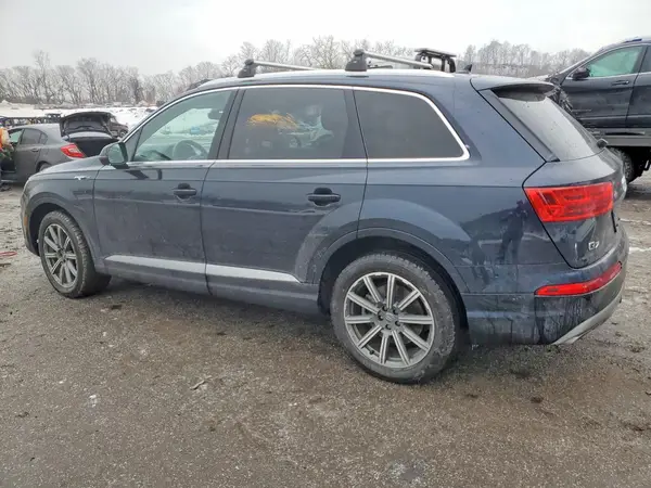 WA1VAAF78HD058241 2017 AUDI Q7 - Image 2