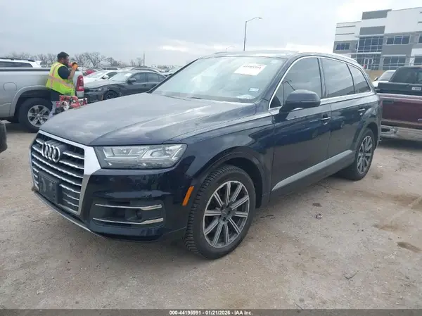 WA1VAAF78HD058384 2017 AUDI Q7 - Image 2