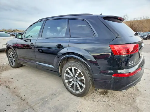 WA1VAAF78HD059065 2017 AUDI Q7 - Image 2