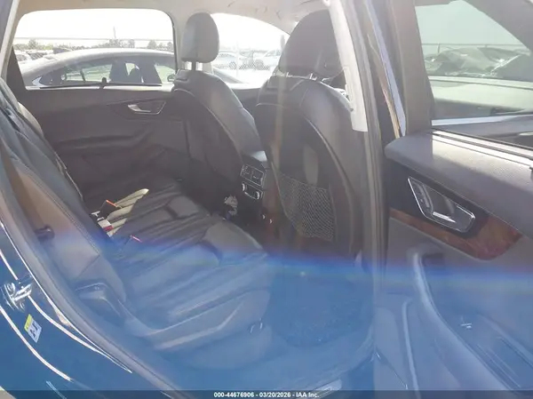 WA1VAAF78JD008249 2018 AUDI Q7 - Image 8