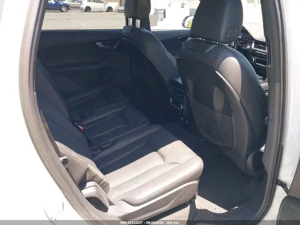 WA1VAAF78JD012947 2018 AUDI Q7 - Image 8