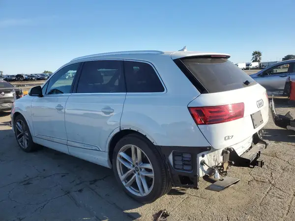 WA1VAAF78JD016075 2018 AUDI Q7 - Image 2