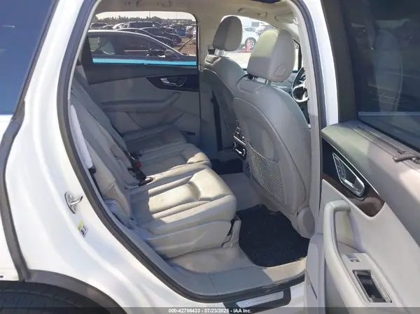 WA1VAAF78JD018702 2018 AUDI Q7 - Image 8