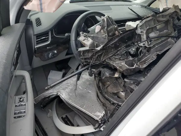 WA1VAAF78JD030073 2018 AUDI Q7 - Image 8