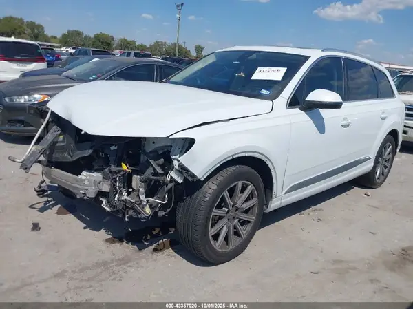 WA1VAAF78JD035743 2018 AUDI Q7 - Image 2