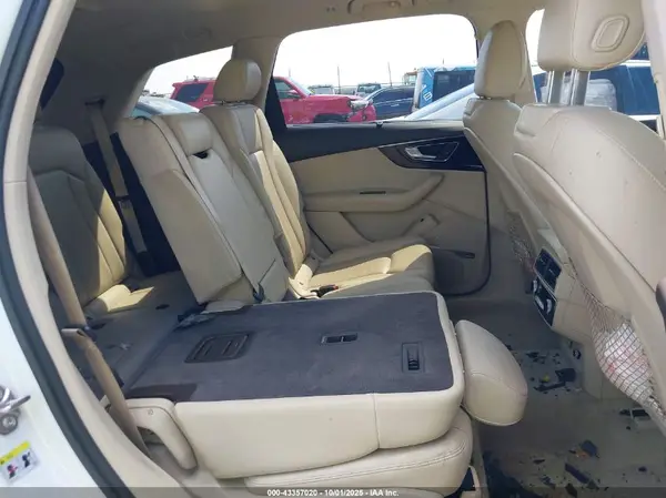 WA1VAAF78JD035743 2018 AUDI Q7 - Image 8