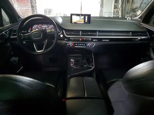WA1VAAF78JD037945 2018 AUDI Q7 - Image 8