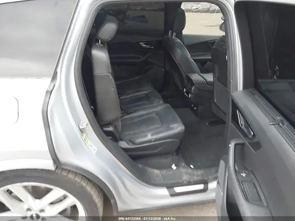 WA1VAAF78JD055006 2018 AUDI Q7 - Image 8