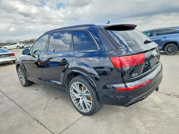 WA1VAAF78KD007779 2019 AUDI Q7 - Image 2