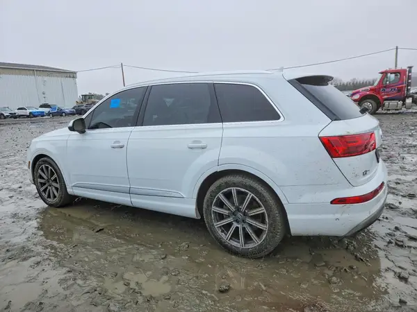 WA1VAAF78KD010567 2019 AUDI Q7 - Image 2