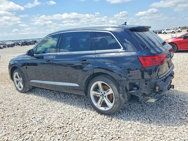 WA1VAAF78KD010746 2019 AUDI Q7 - Image 2
