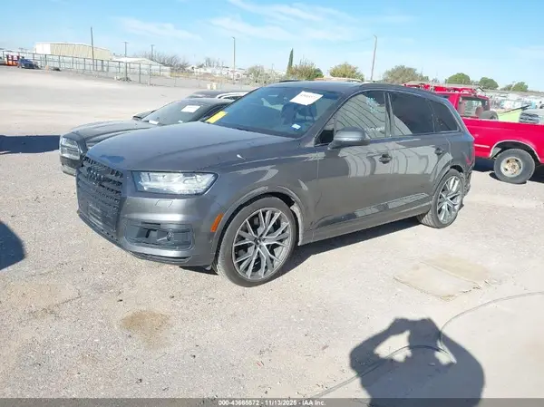 WA1VAAF78KD040314 2019 AUDI Q7 - Image 2