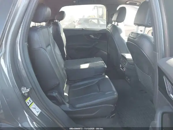 WA1VAAF78KD040314 2019 AUDI Q7 - Image 8