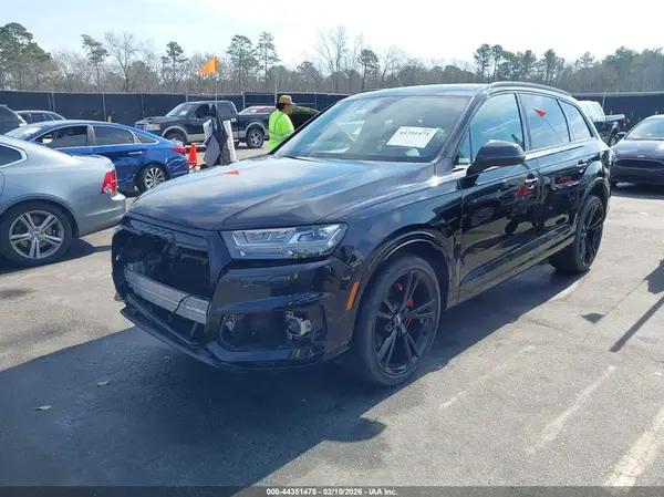 WA1VAAF78KD049384 2019 AUDI Q7 - Image 2