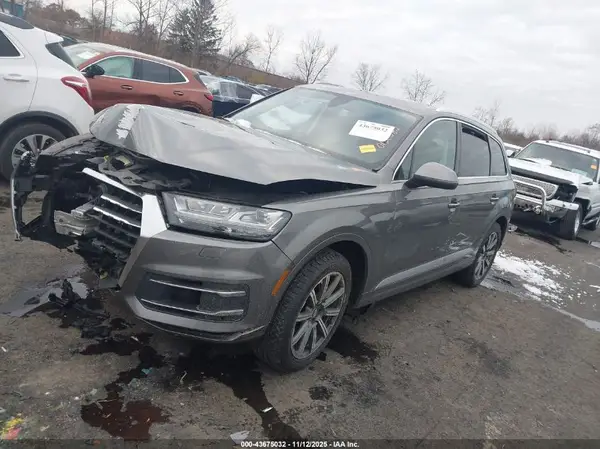 WA1VAAF79HD002082 2017 AUDI Q7 - Image 2