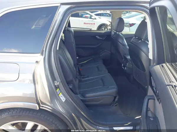 WA1VAAF79HD002566 2017 AUDI Q7 - Image 8