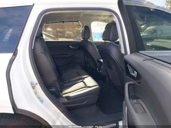 WA1VAAF79HD002924 2017 AUDI Q7 - Image 8
