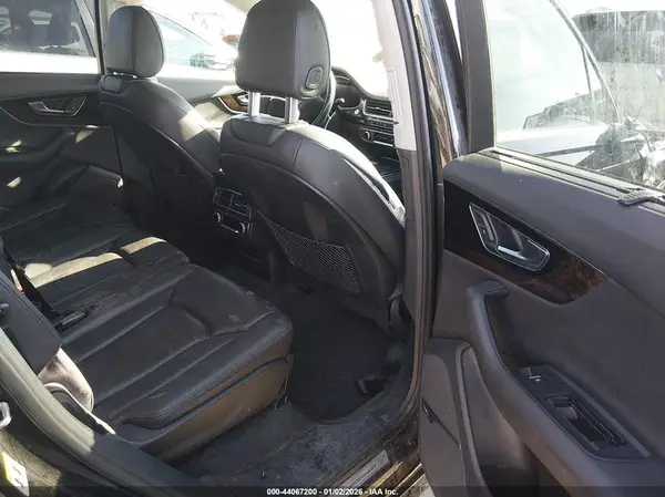 WA1VAAF79HD019206 2017 AUDI Q7 - Image 8