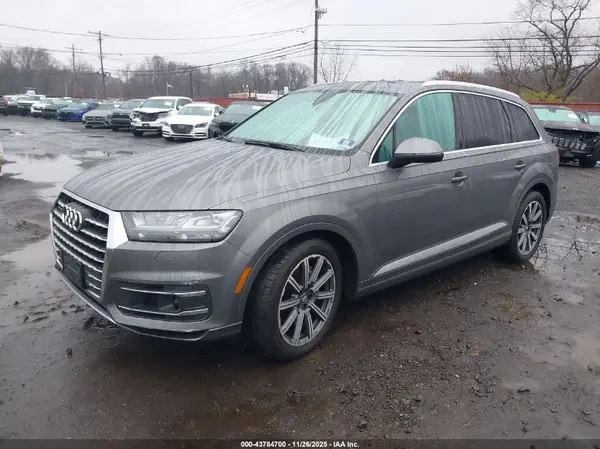 WA1VAAF79HD032540 2017 AUDI Q7 - Image 2