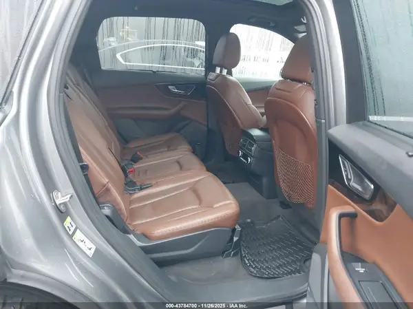 WA1VAAF79HD032540 2017 AUDI Q7 - Image 8