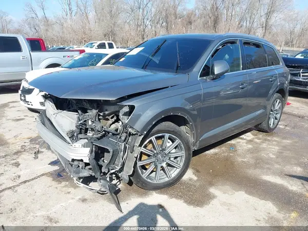WA1VAAF79HD034594 2017 AUDI Q7 - Image 2