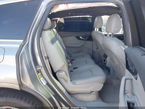 WA1VAAF79HD034594 2017 AUDI Q7 - Image 8