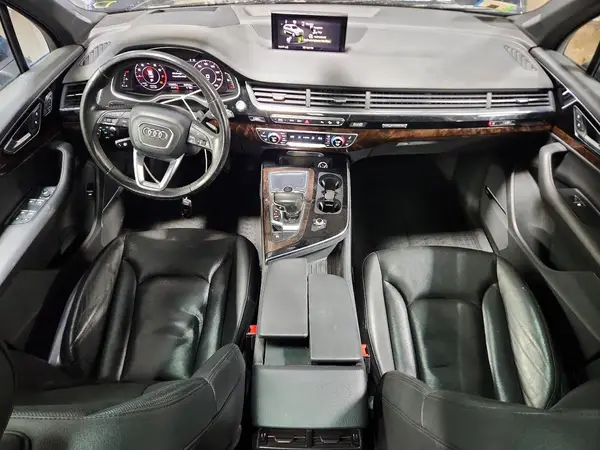 WA1VAAF79HD036121 2017 AUDI Q7 - Image 8
