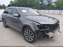 WA1VAAF79HD038709 2017 AUDI Q7