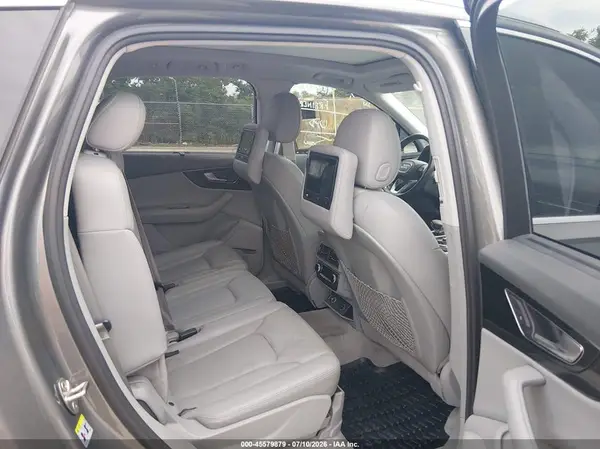 WA1VAAF79HD038709 2017 AUDI Q7 - Image 8