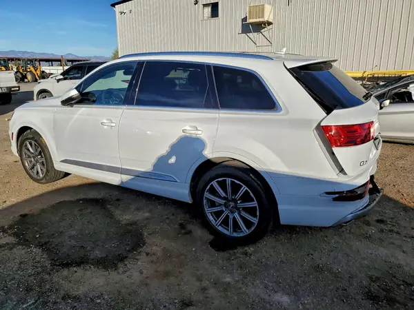 WA1VAAF79HD057308 2017 AUDI Q7 - Image 2