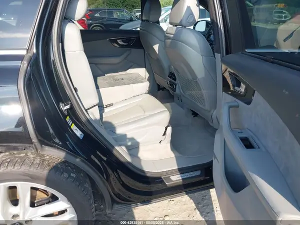 WA1VAAF79JD013864 2018 AUDI Q7 - Image 8