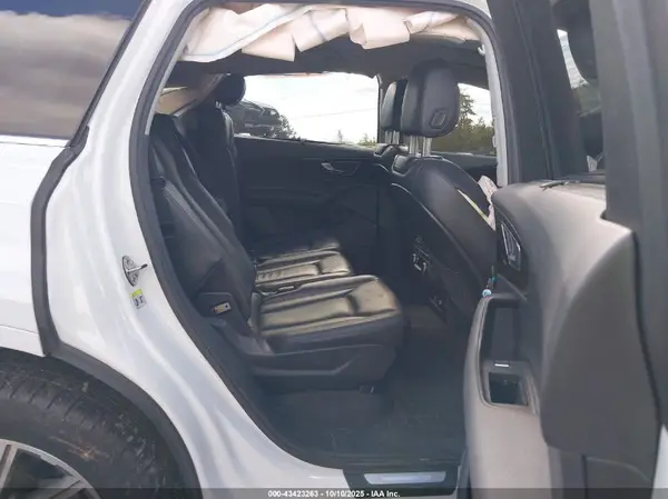 WA1VAAF79JD025738 2018 AUDI Q7 - Image 8