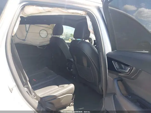 WA1VAAF79JD034679 2018 AUDI Q7 - Image 8