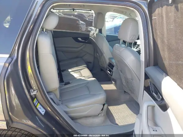 WA1VAAF79JD037601 2018 AUDI Q7 - Image 8