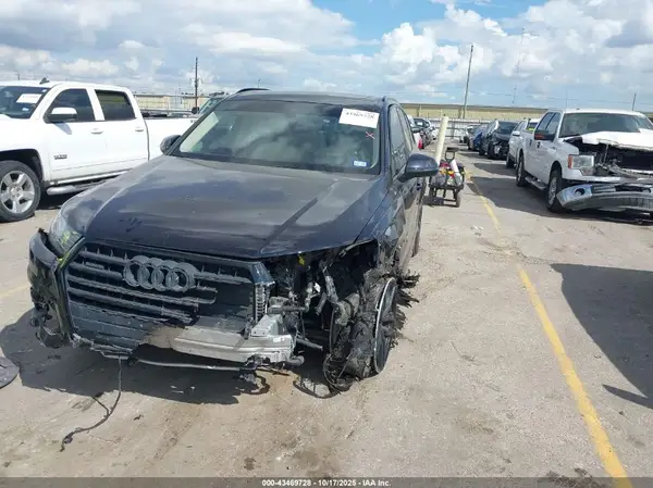 WA1VAAF79JD041759 2018 AUDI Q7 - Image 2