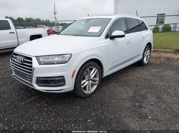 WA1VAAF79JD043477 2018 AUDI Q7 - Image 2