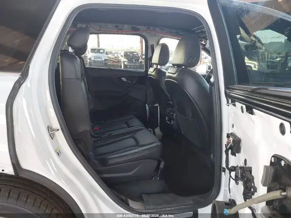 WA1VAAF79JD044421 2018 AUDI Q7 - Image 8