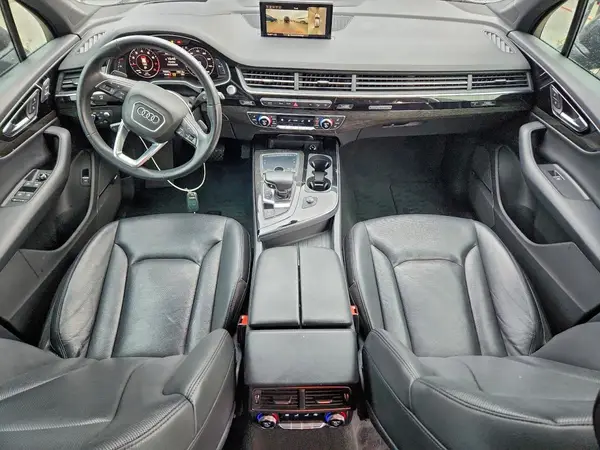WA1VAAF79JD048243 2018 AUDI Q7 - Image 8