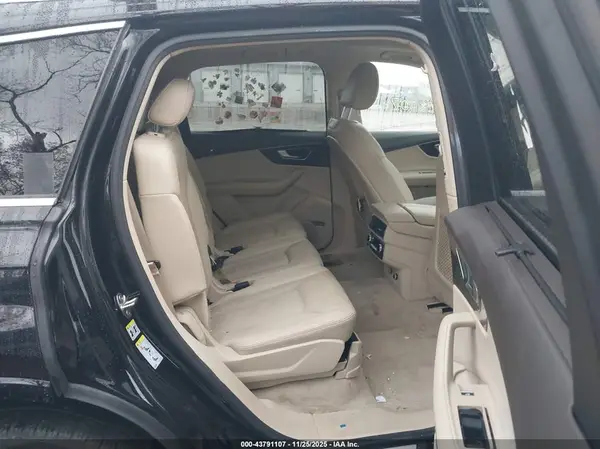 WA1VAAF79KD010125 2019 AUDI Q7 - Image 8