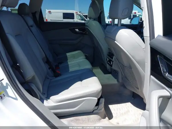 WA1VAAF79KD011968 2019 AUDI Q7 - Image 8
