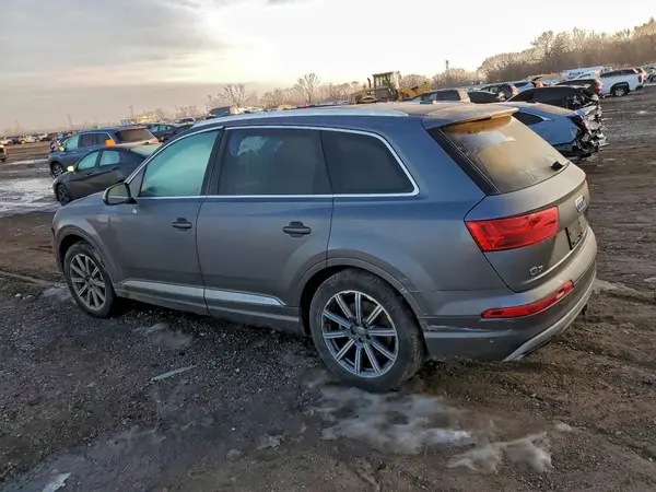 WA1VAAF79KD040404 2019 AUDI Q7 - Image 2