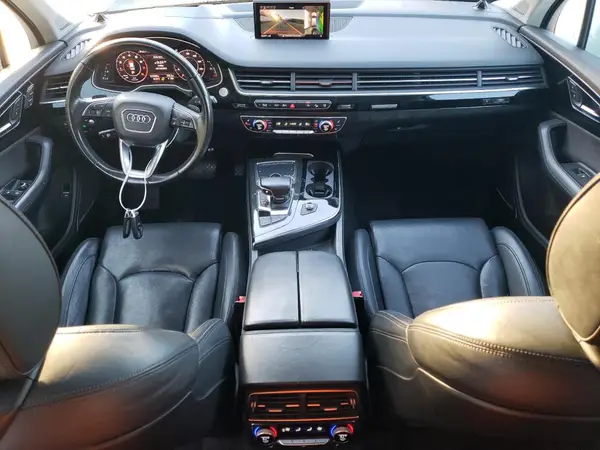 WA1VAAF7XHD002527 2017 AUDI Q7 - Image 8