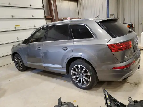 WA1VAAF7XHD003631 2017 AUDI Q7 - Image 2