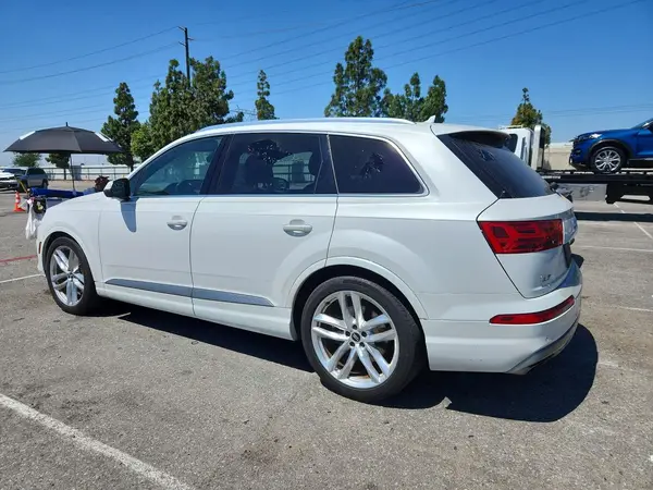 WA1VAAF7XHD013382 2017 AUDI Q7 - Image 2