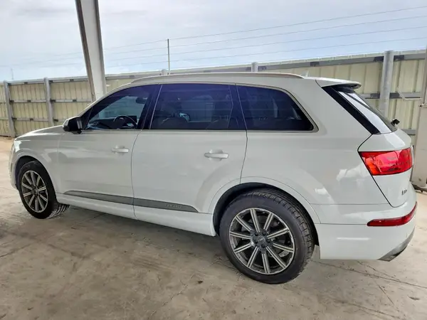 WA1VAAF7XHD021109 2017 AUDI Q7 - Image 2