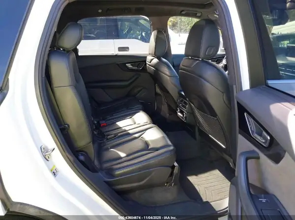 WA1VAAF7XHD029470 2017 AUDI Q7 - Image 8