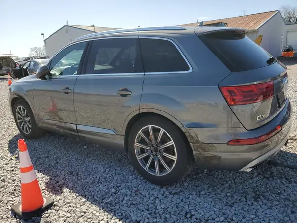WA1VAAF7XHD032983 2017 AUDI Q7 - Image 2