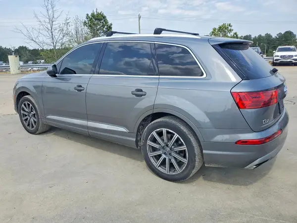 WA1VAAF7XHD033891 2017 AUDI Q7 - Image 2