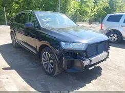 WA1VAAF7XHD033938 2017 AUDI Q7