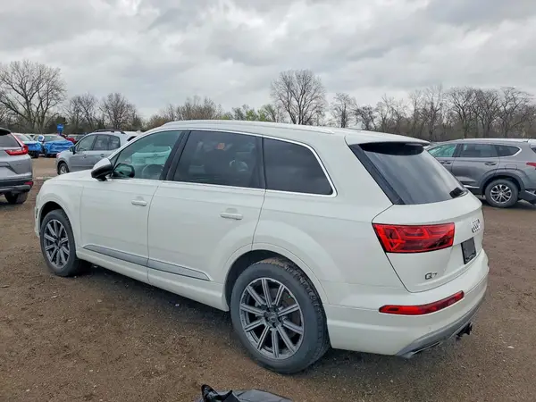 WA1VAAF7XHD034801 2017 AUDI Q7 - Image 2